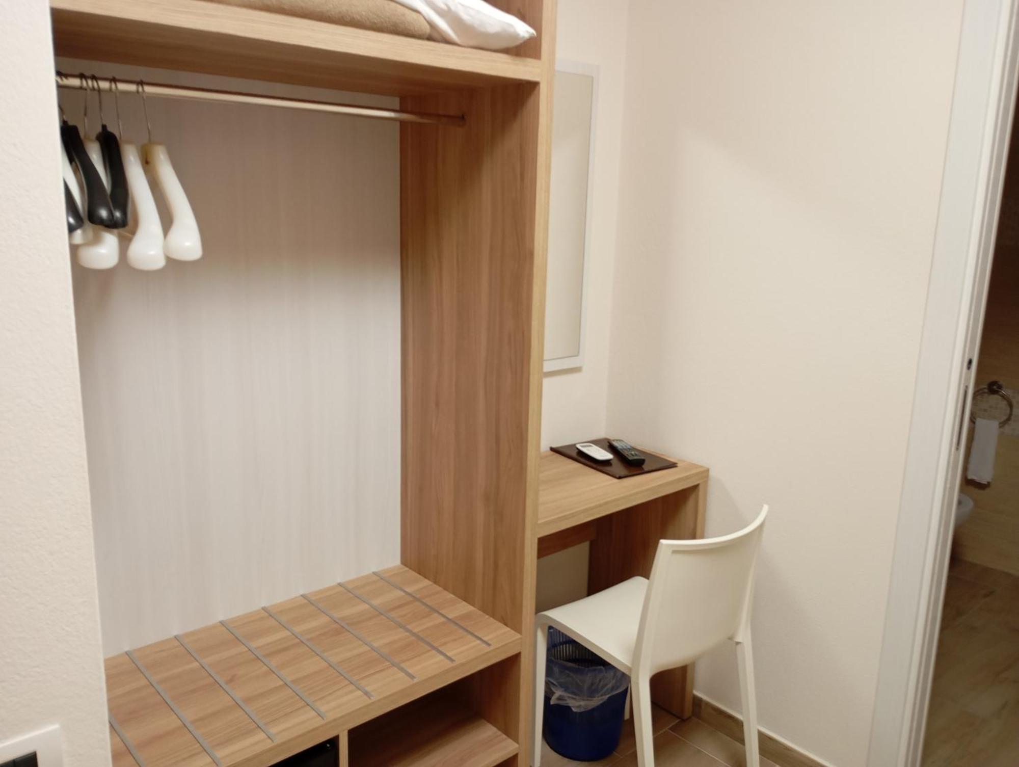 Hotel Meridiana Арбус Екстер'єр фото