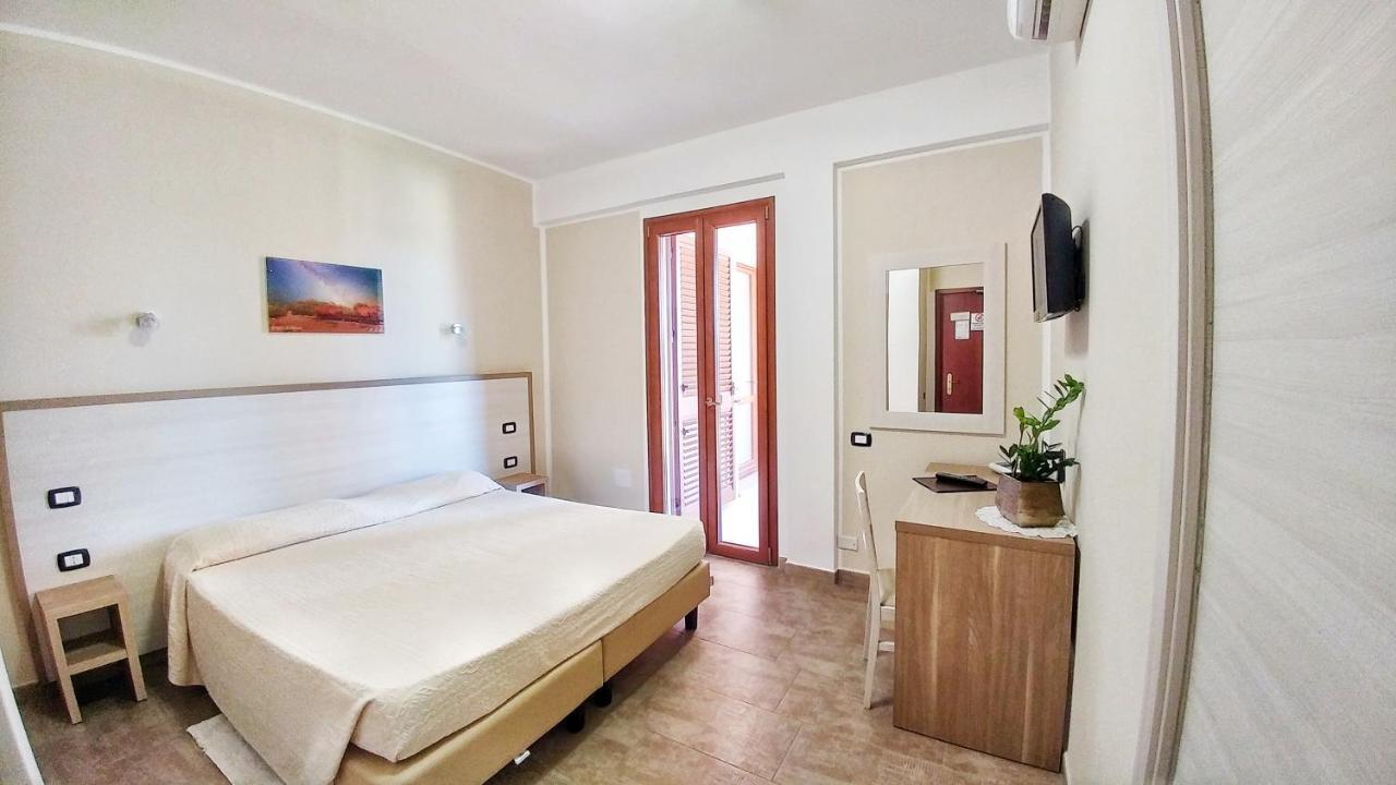 Hotel Meridiana Арбус Екстер'єр фото