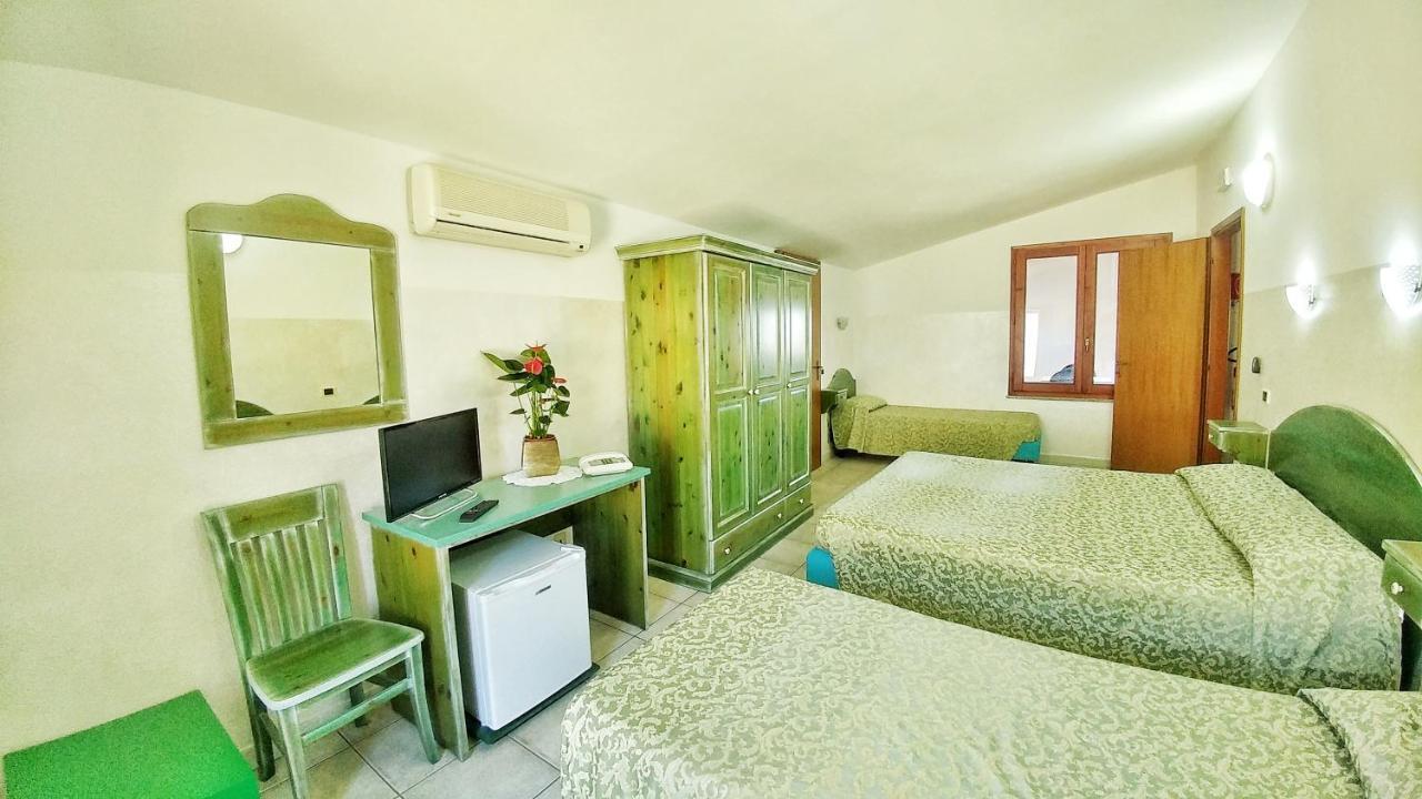 Hotel Meridiana Арбус Екстер'єр фото